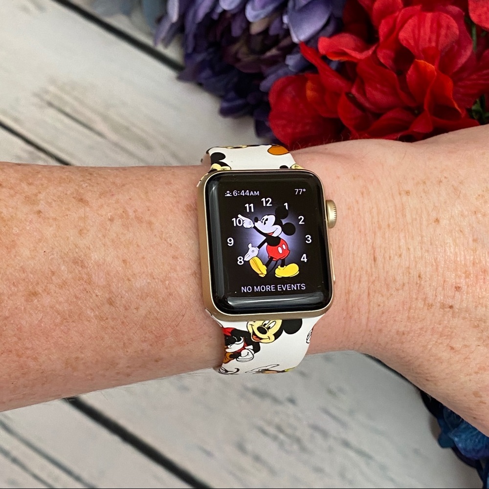 Mickey Mouse Silicone Watchband for Apple - Picture 9 of 16